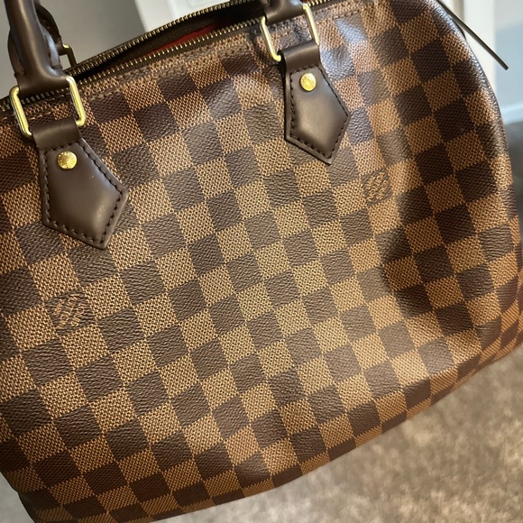 Louis Vuitton Handbags - Purchased this bag in 2020 and haven’t really used it. Have receipts & dust bag